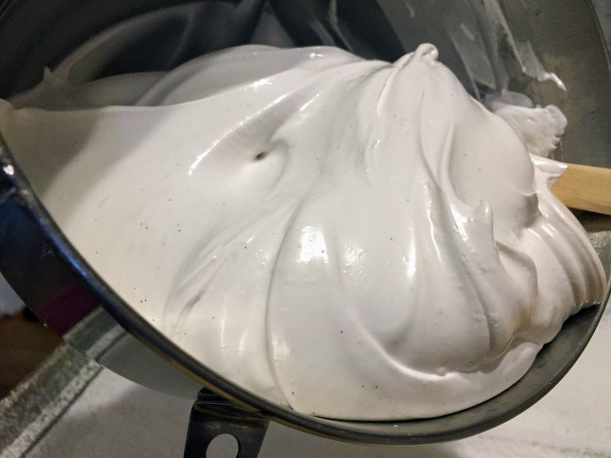 How to Make Marshmallows from Scratch